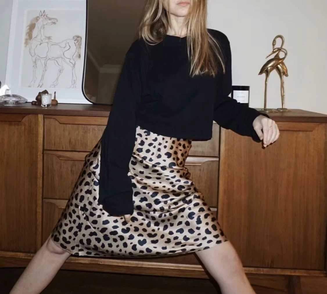 Retro Elastic Band High Waisted Leopard Print Midi Skirt on sale - SOUISEE