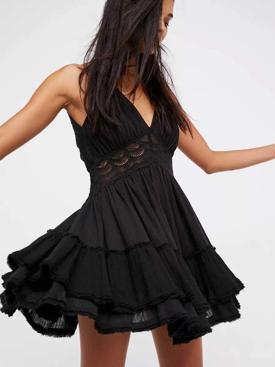 Deep V Neck Embroidery Lace Tiered Ruffle Dress Open Back on sale - SOUISEE