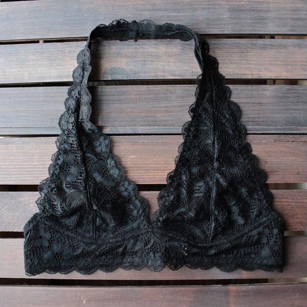 Boho Crochet Neckline Lace Halter Backless Bralette Padded on sale - SOUISEE