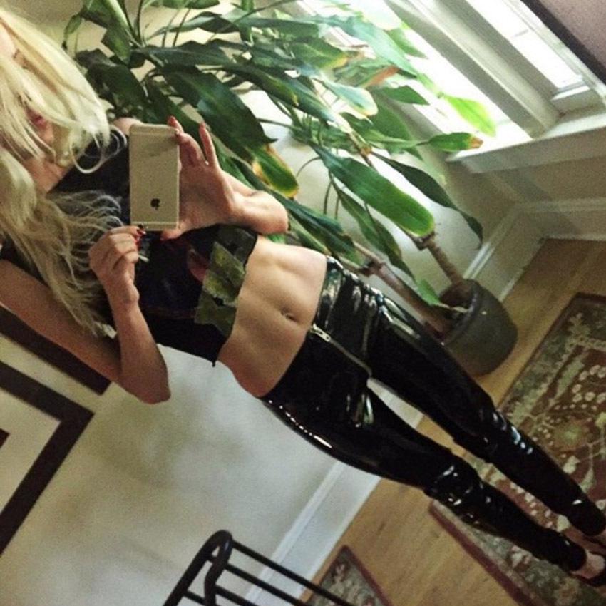 High Waisted Faux Leather Zipper glossy leather Skinny pants on sale - SOUISEE
